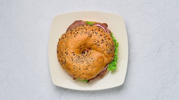 Bagel med kycklingcurry