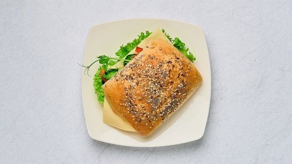Macka Brie Salami